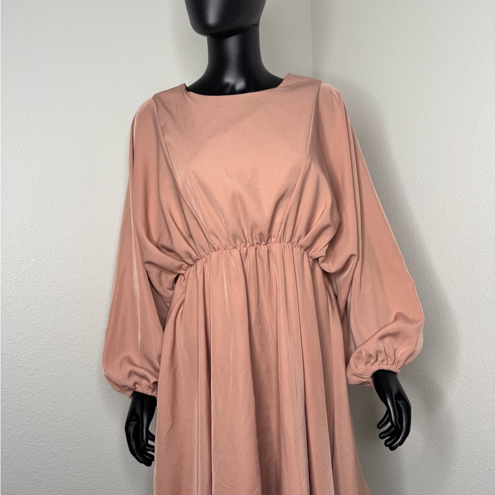 Elegant Pink Long-Sleeve Dress